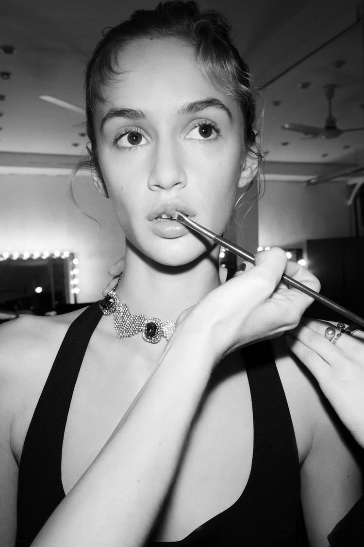 Nuit Dorée Kolye - Aven & Laurel