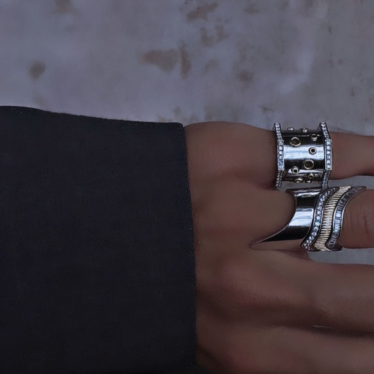 Quantum Loop Yüzük - Aven & Laurel