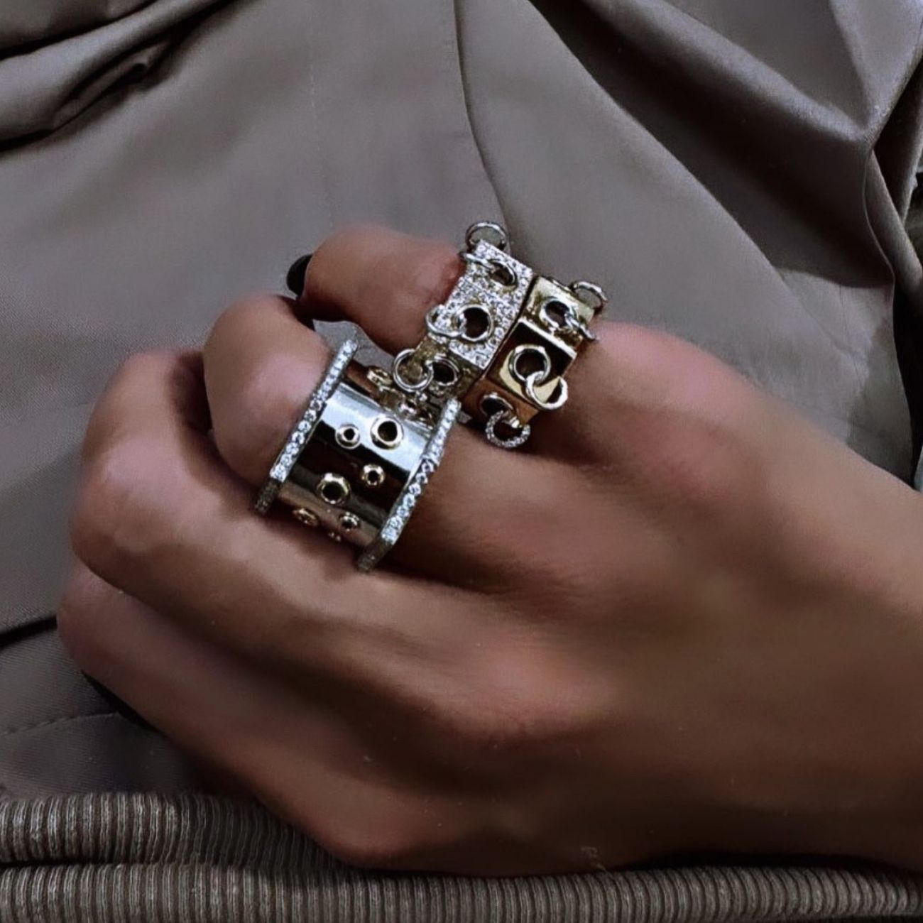 Prism Clash Yüzük - Aven & Laurel