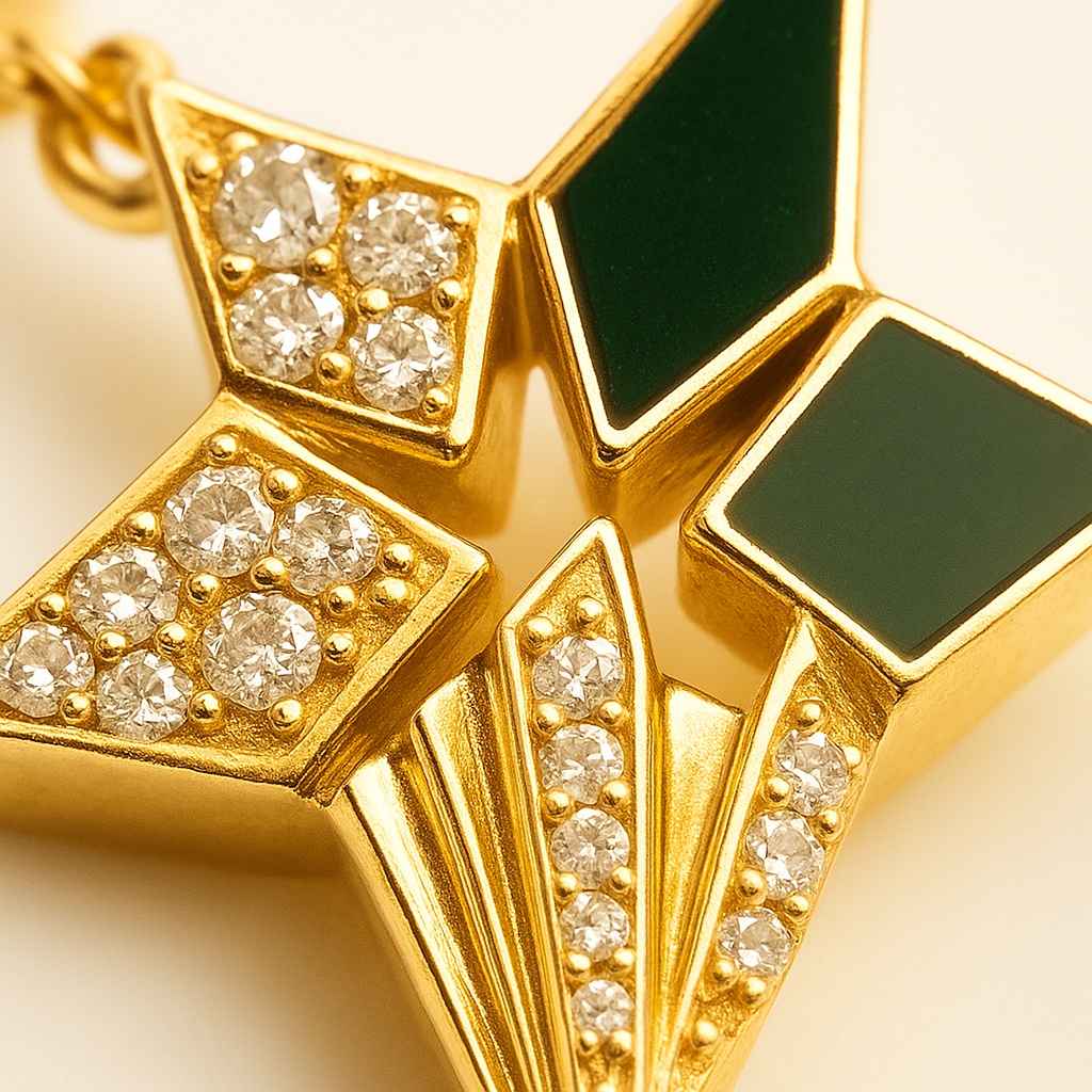 Yuna Crest Kolye - Aven & Laurel