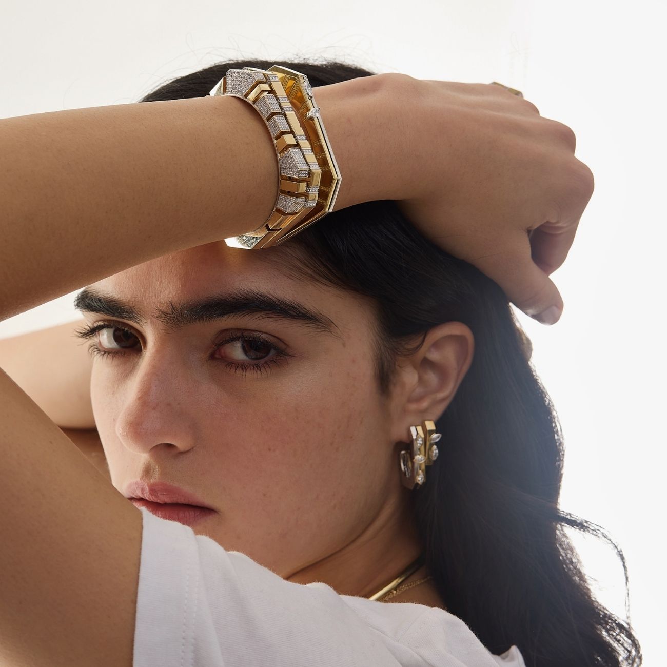 NovaFlux Pavé Kelepçe - Aven & Laurel