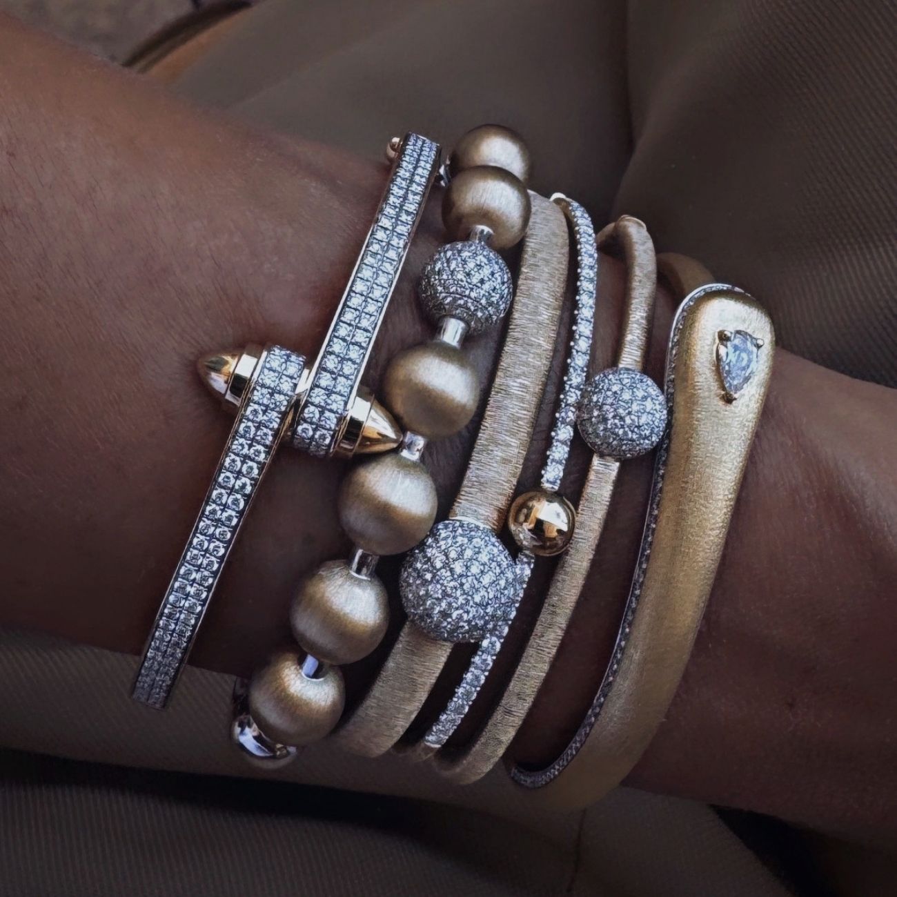 Flashbend Kelepçe - Aven & Laurel