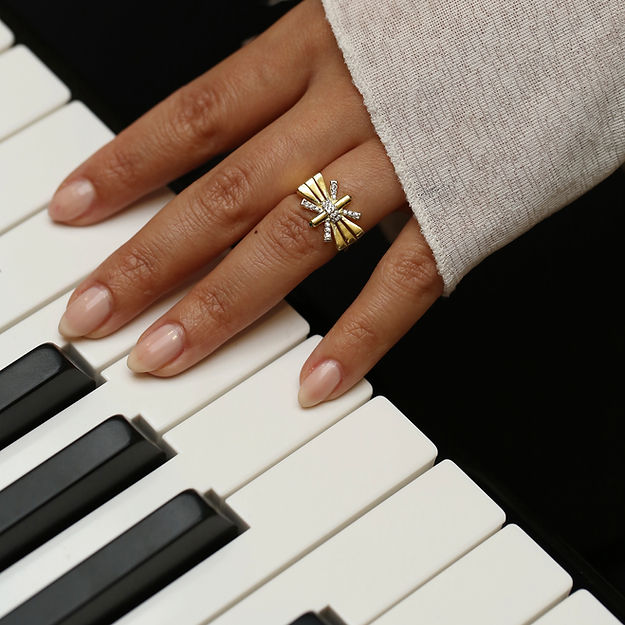 Serene Spiral Yüzük - Aven & Laurel