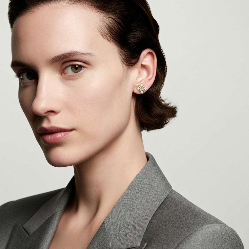 Vega Knot Küpe (İthal Kutulu Model)