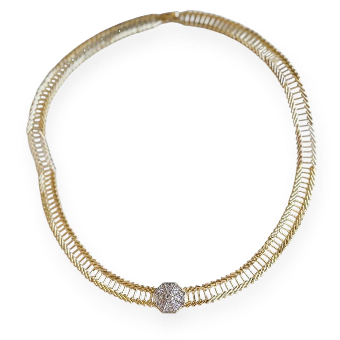 Betty Kolye - Aven & Laurel