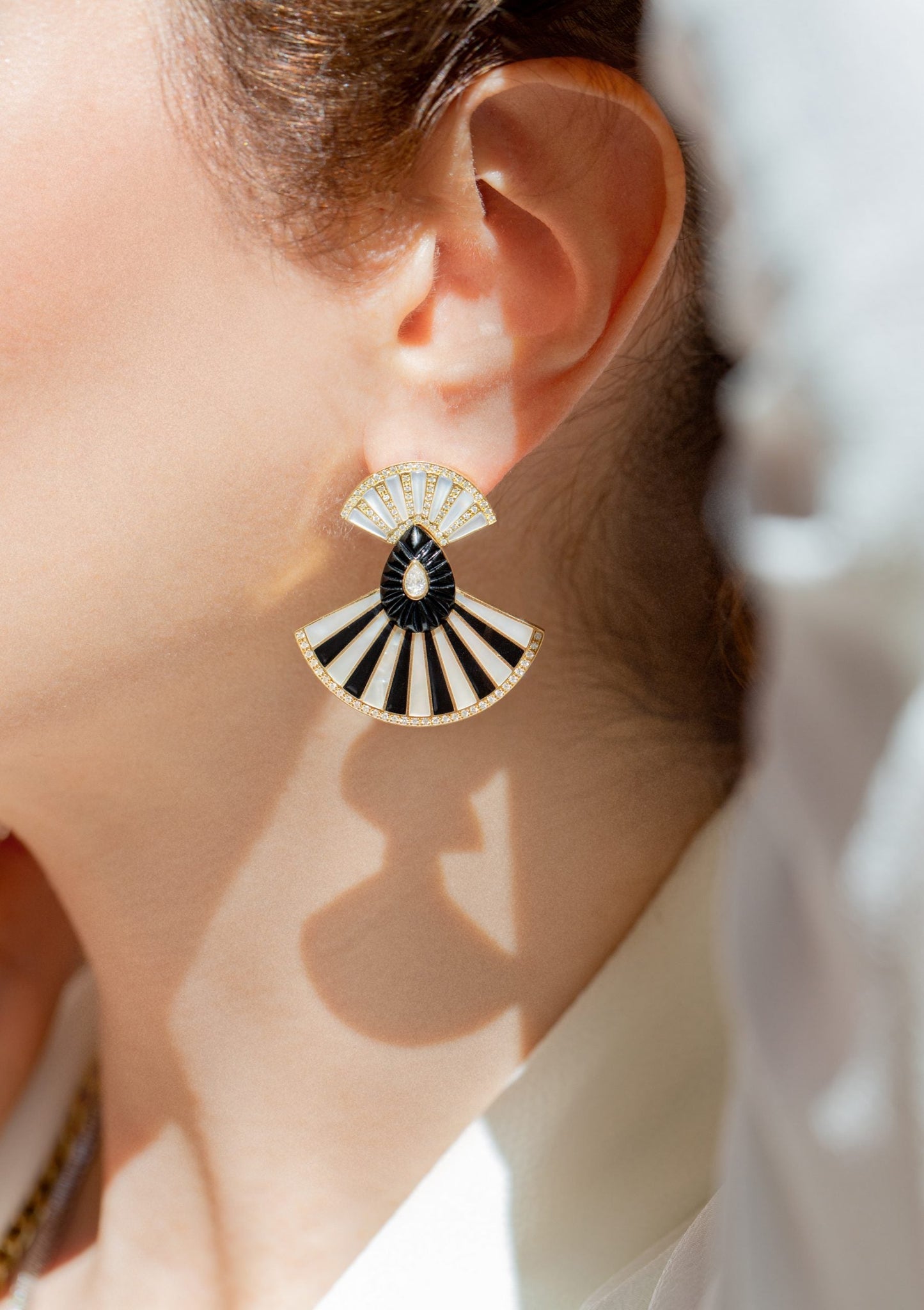 Sacred Aperture Küpe - Aven & Laurel