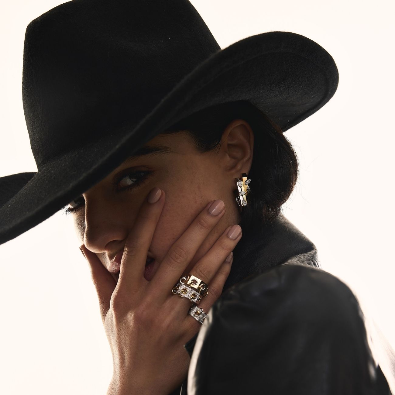 LumiNova Sight Yüzük - Aven & Laurel