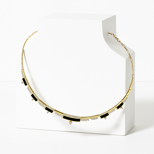 Lunarra Black Kolye - Aven & Laurel