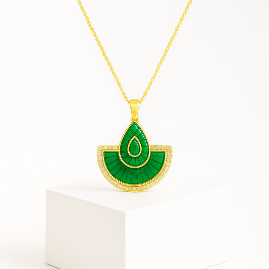 Green Arc Enchant Kolye