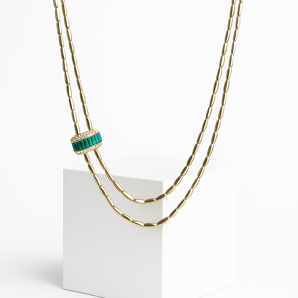 Scarlet Soirée Kolye