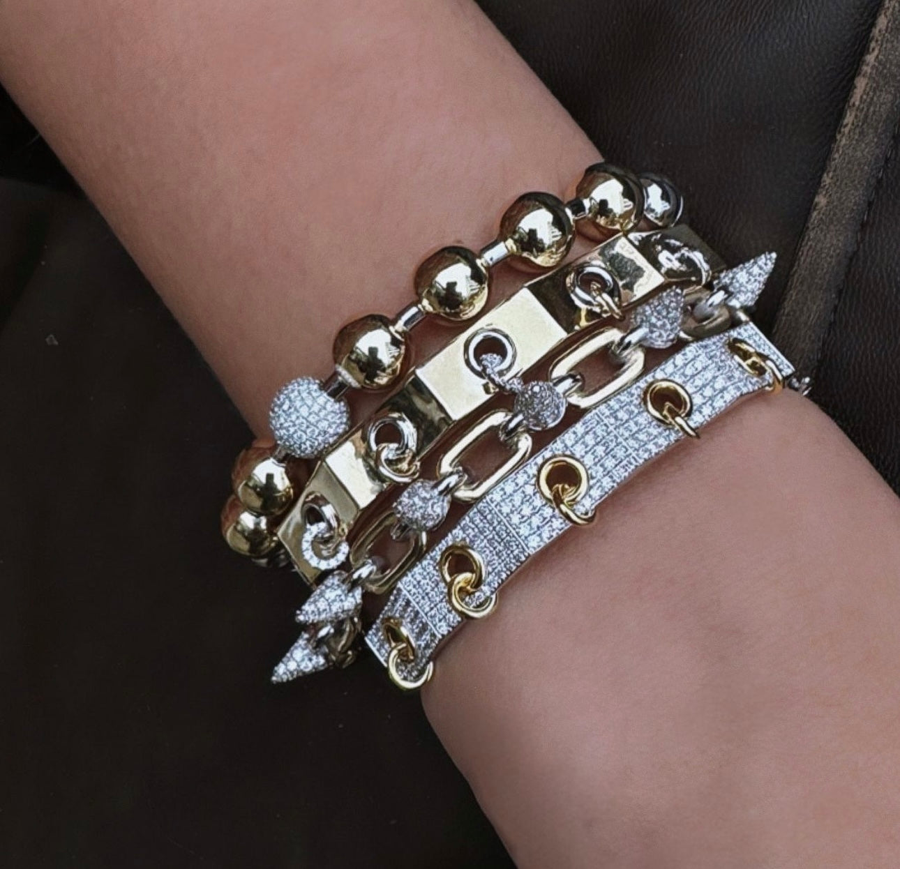 Eyet Kelepçe - Aven & Laurel