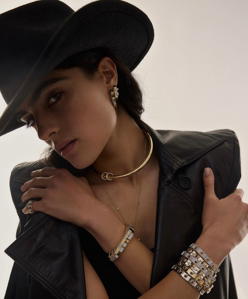 Eyet Kelepçe - Aven & Laurel