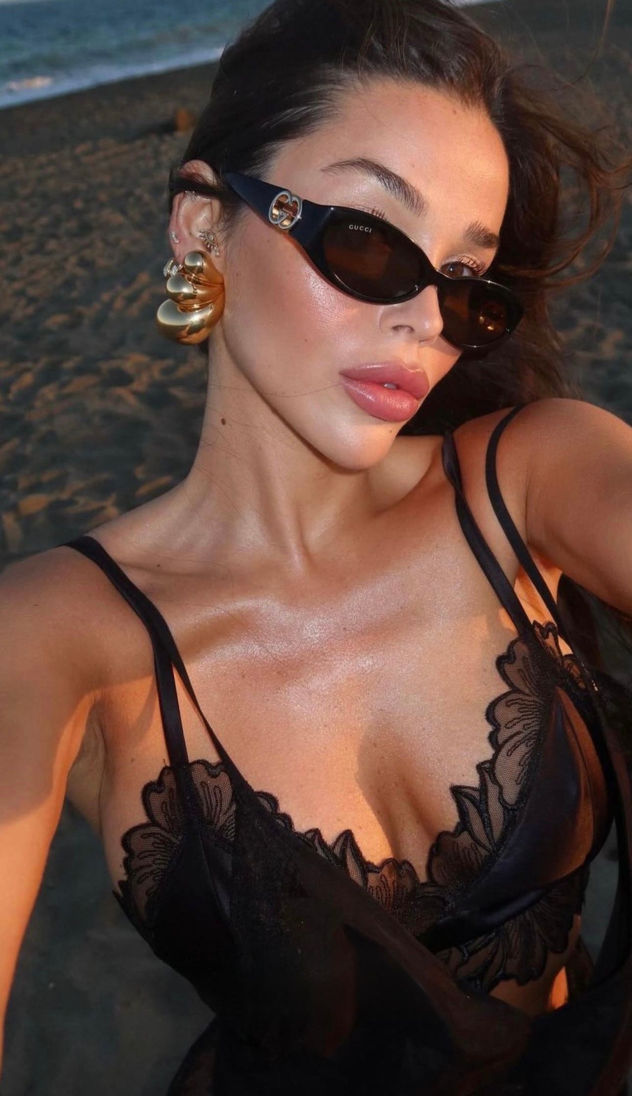 Botte Hande Küpe - Aven & Laurel