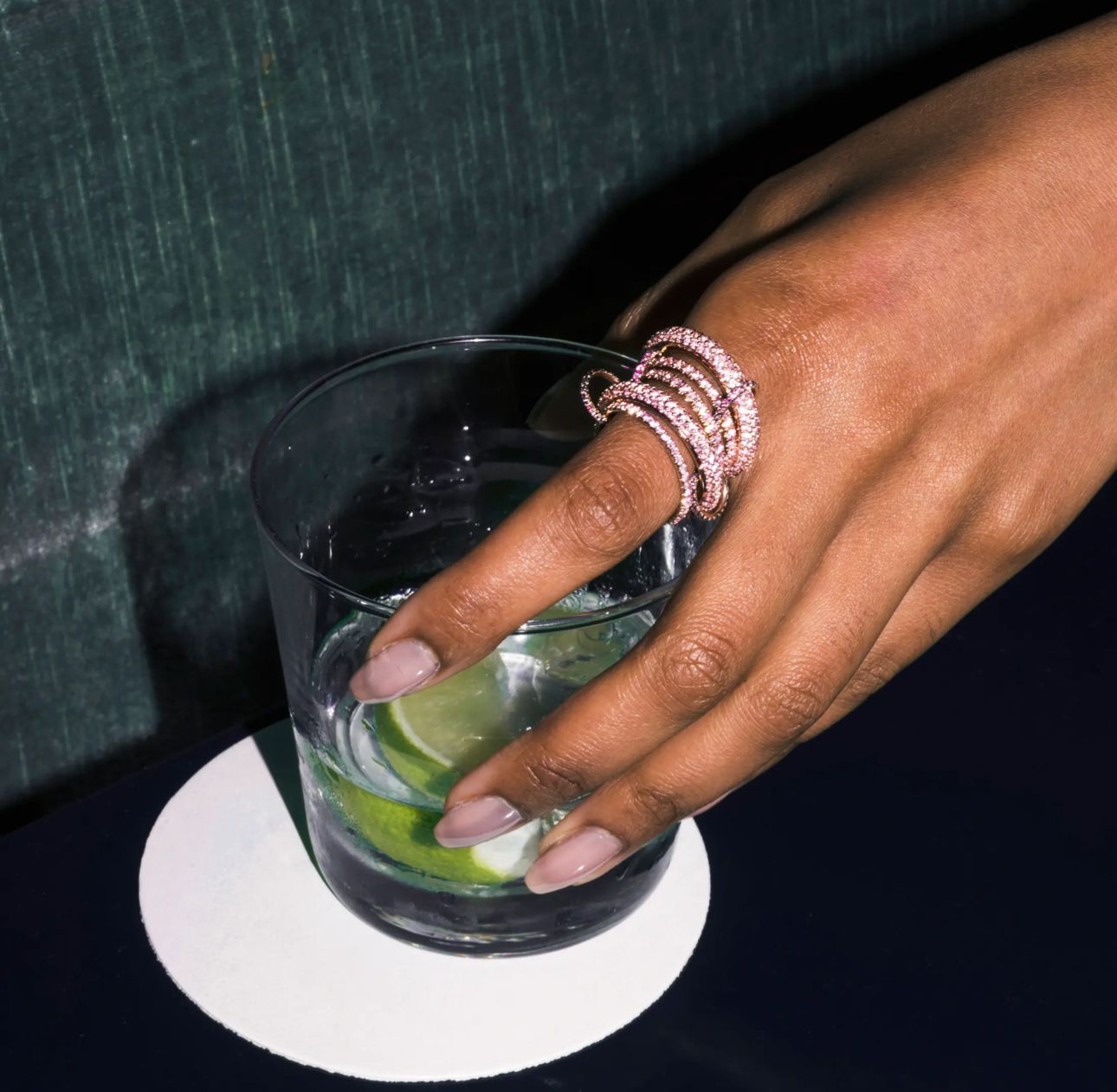 Delphinus Rouge Yüzük - Aven & Laurel