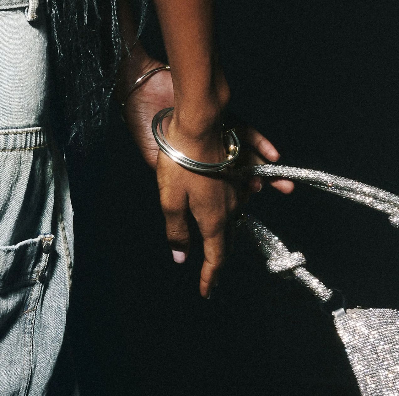 Continuum Band Kelepçe - Aven & Laurel