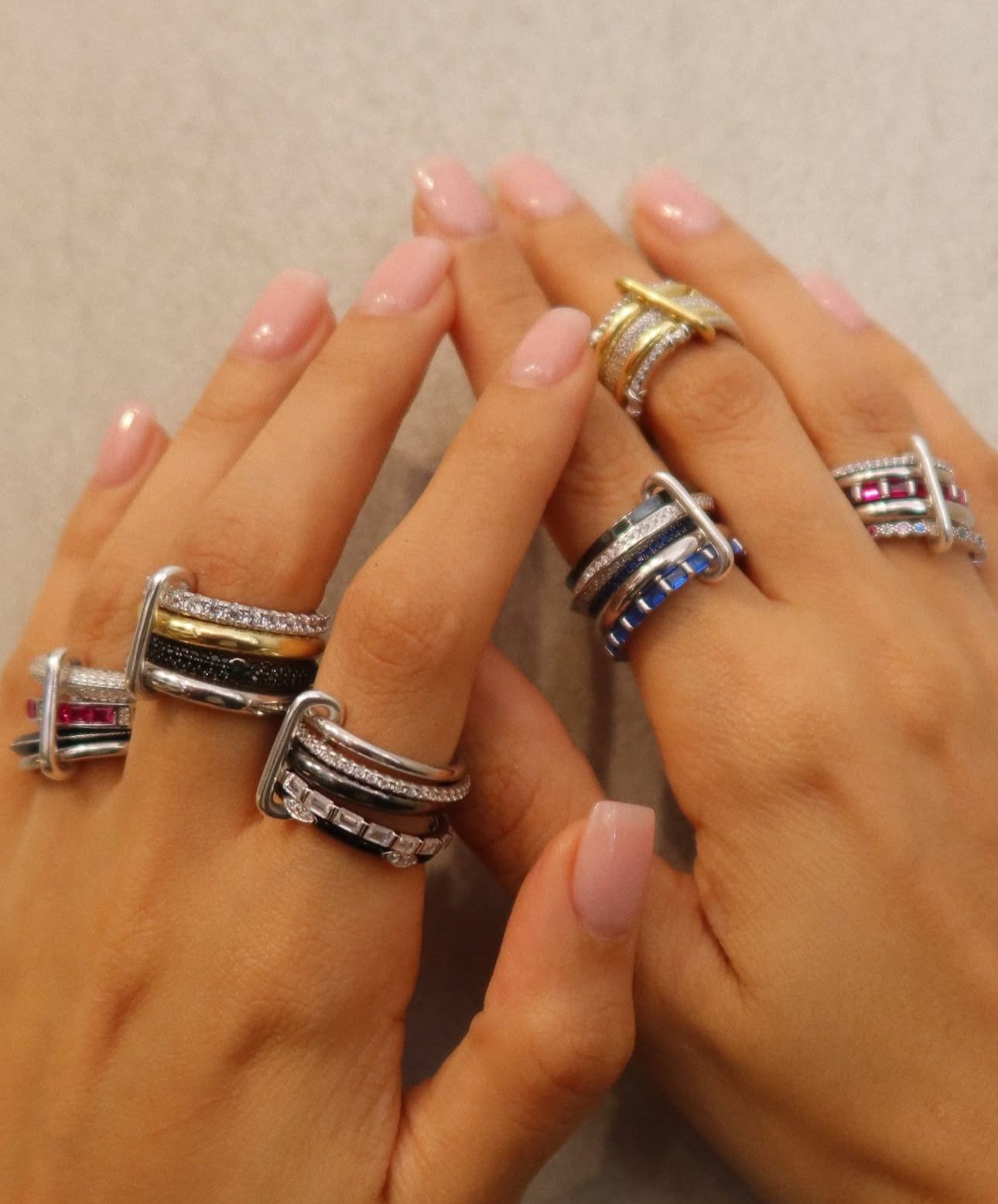 Crimson Alloy Yüzük - Aven & Laurel