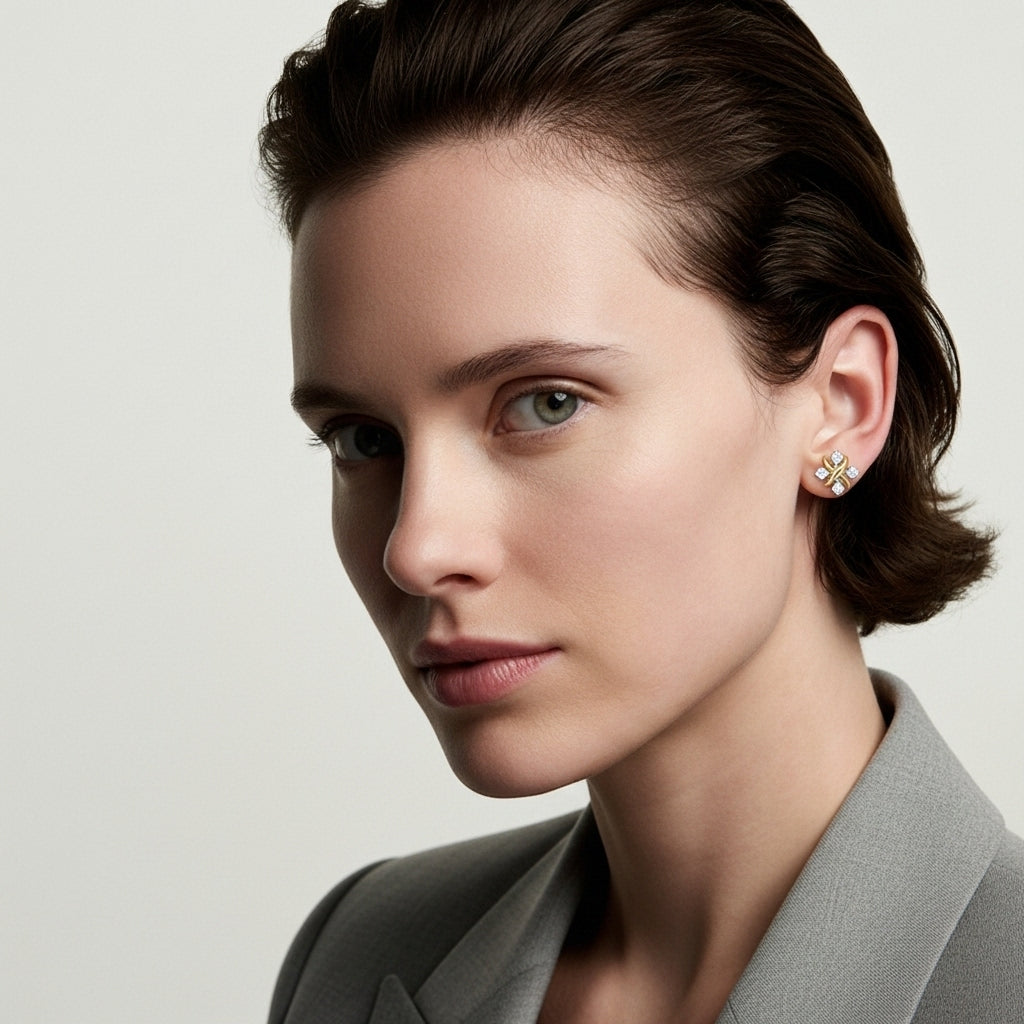 Vega Knot Küpe (İthal Kutulu Model)