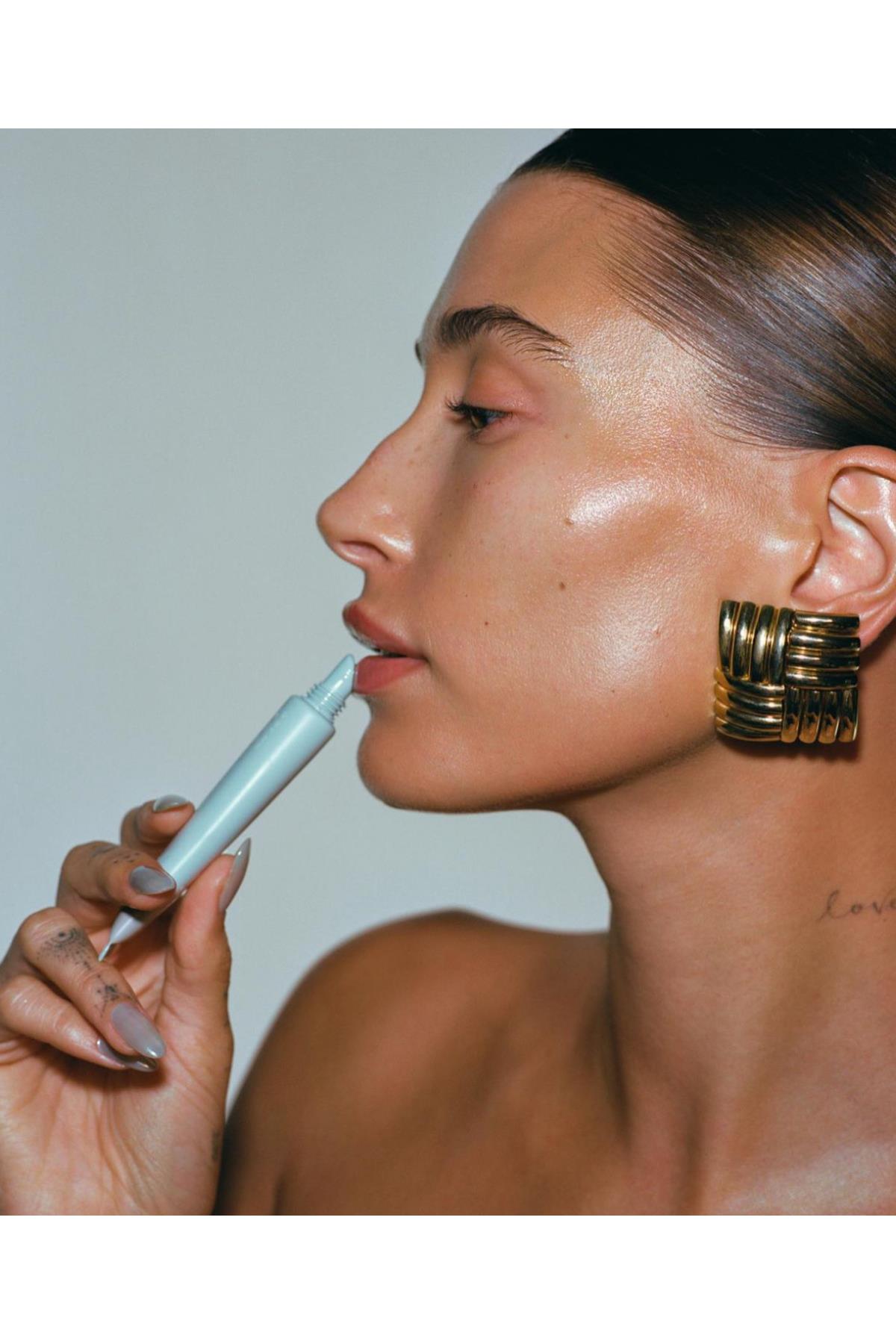 Hailey Küpe - Aven & Laurel