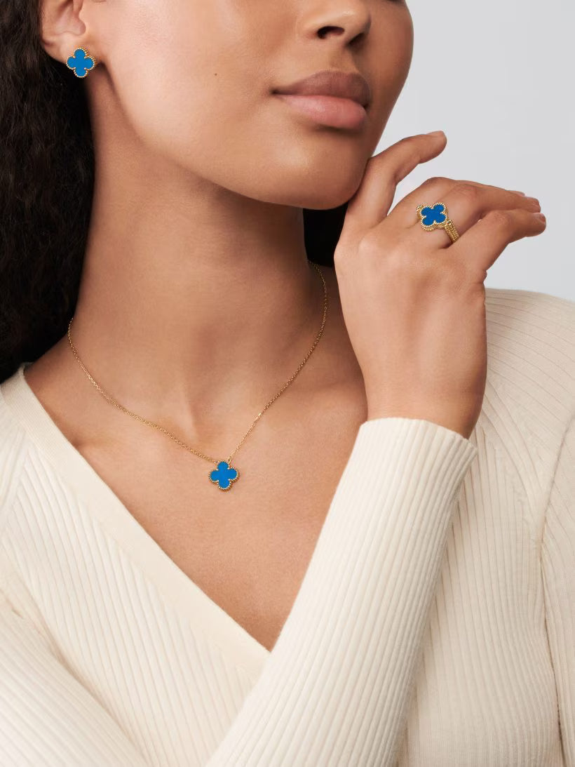 VCA Calvion Küpe (İthal Kutulu Model)