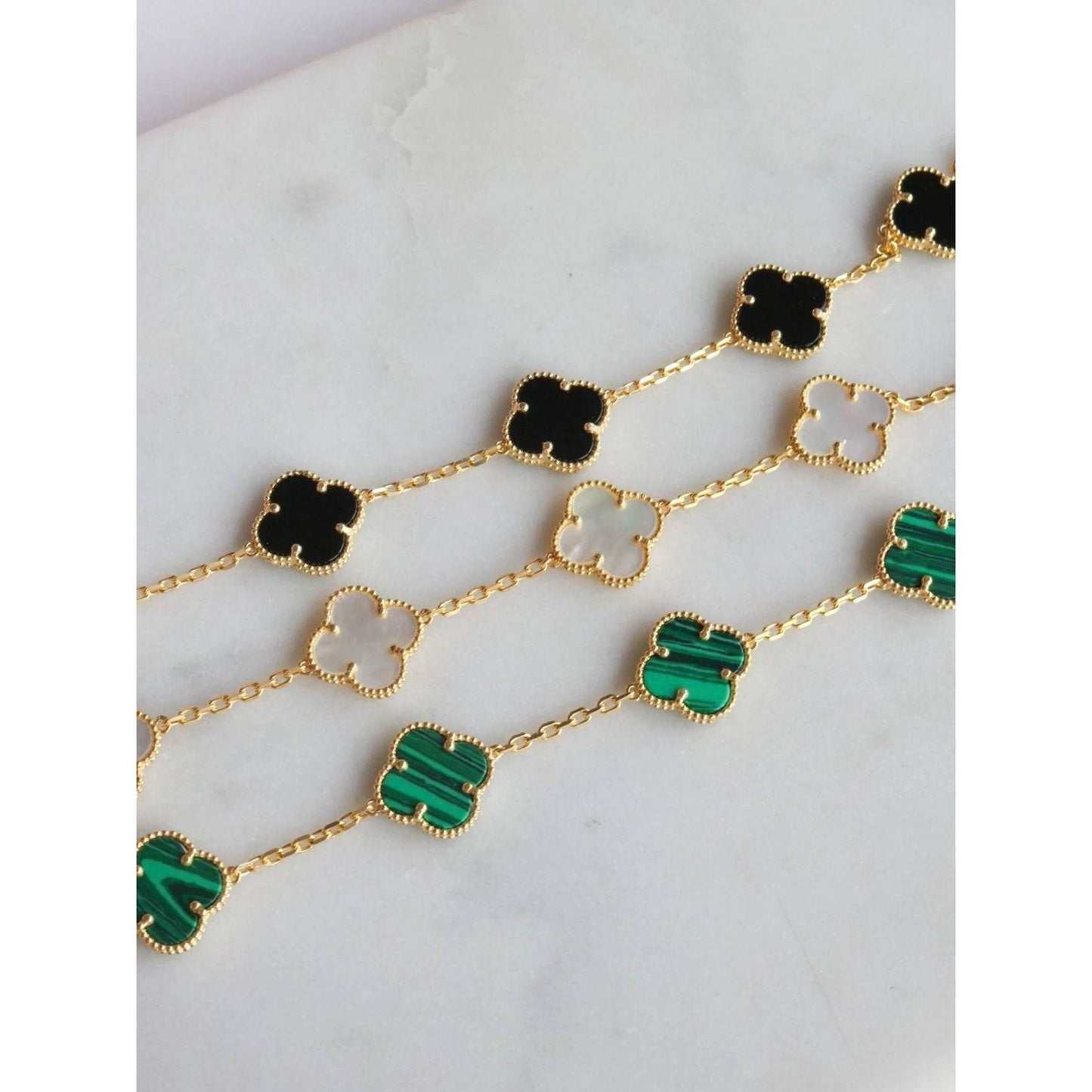 VCA Bileklik Siyah - Aven & Laurel